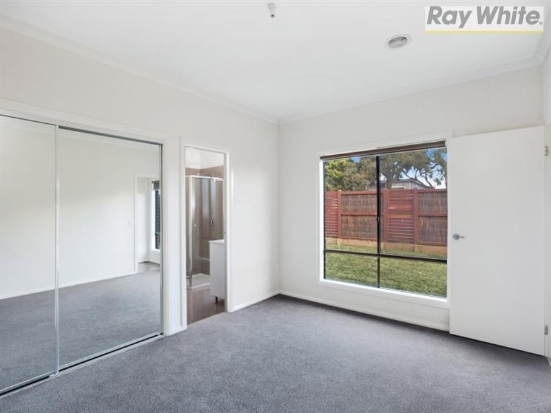 486 Eastbourne Road, Rosebud West VIC 3940