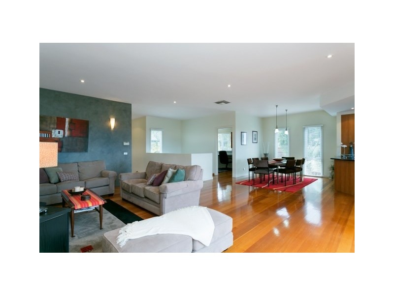 8 Goolgowie Street, Rosebud VIC 3939