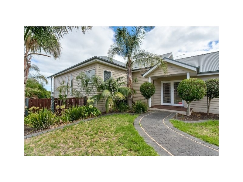 8 Goolgowie Street, Rosebud VIC 3939