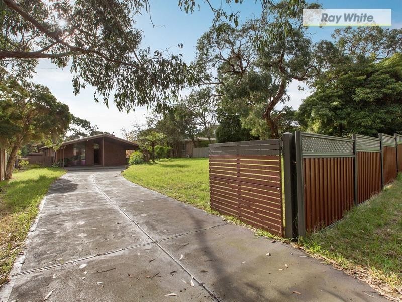 27 Hove Road, Rosebud VIC 3939