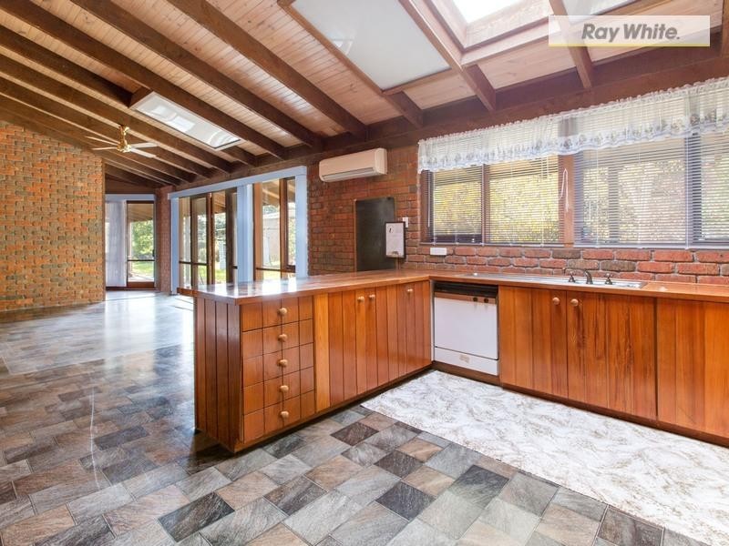 27 Hove Road, Rosebud VIC 3939