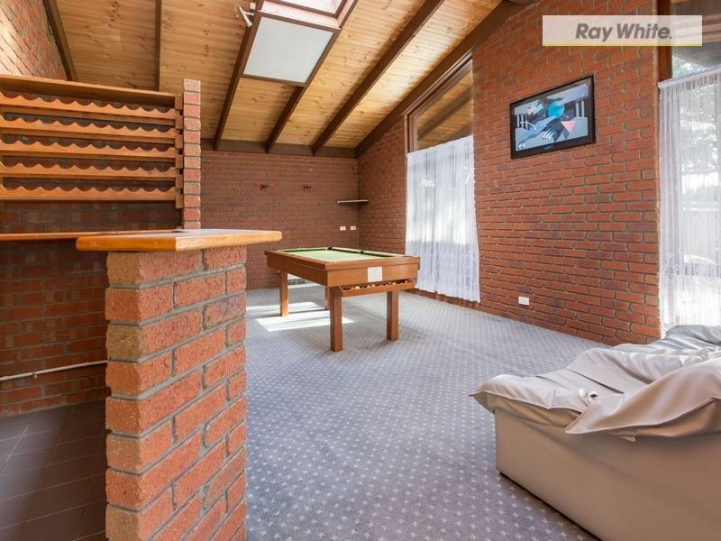 27 Hove Road, Rosebud VIC 3939