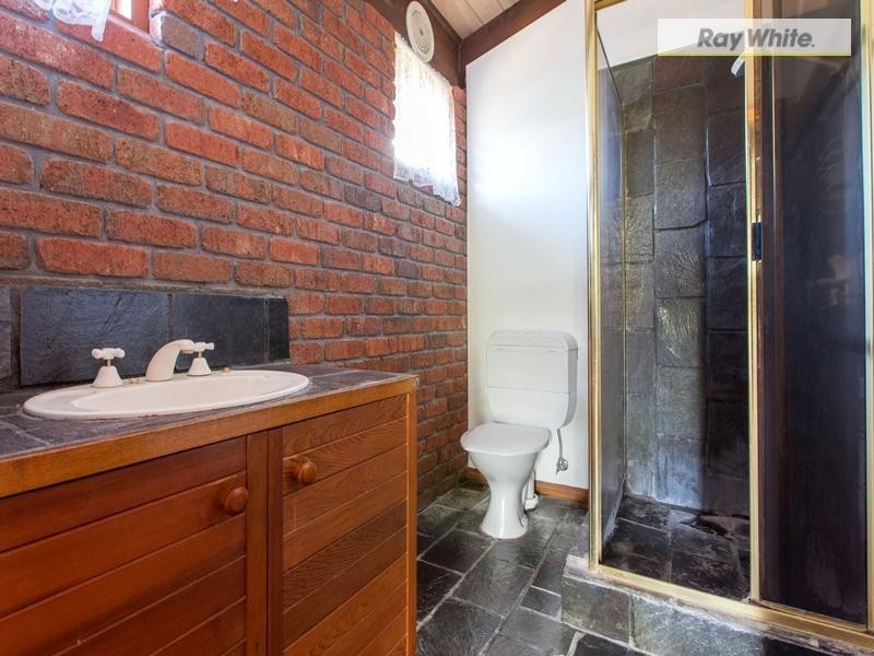 27 Hove Road, Rosebud VIC 3939