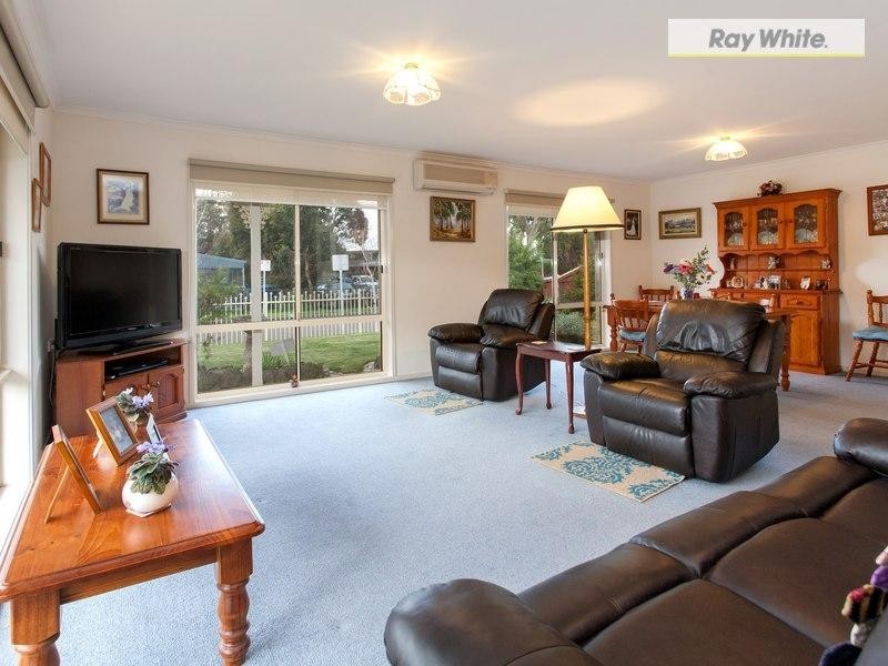 2 Curlew Drive, Rosebud West VIC 3940