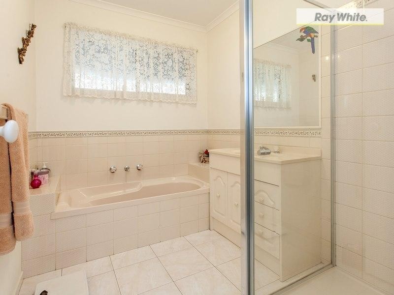2 Curlew Drive, Rosebud West VIC 3940