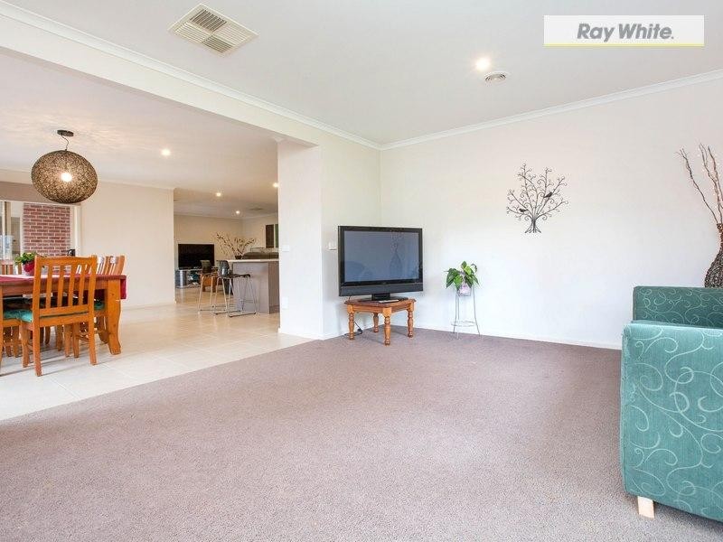 27 Greenhill Road, Rosebud VIC 3939