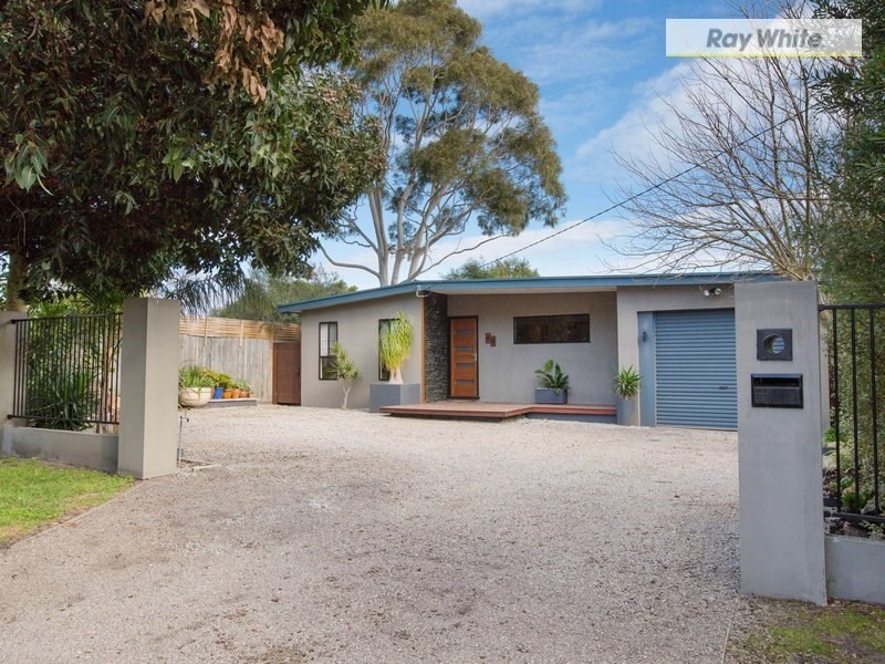 88 Foam Street, Rosebud VIC 3939