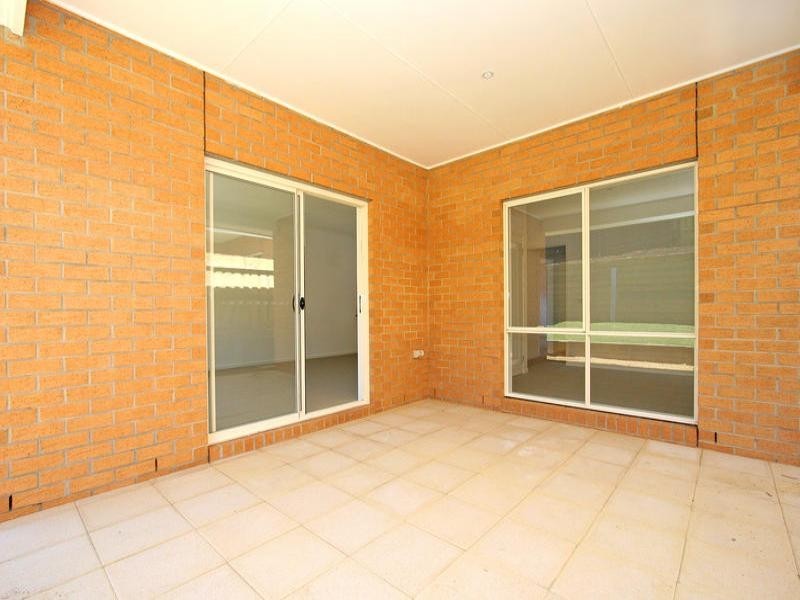 108 Fifth Avenue, Rosebud VIC 3939