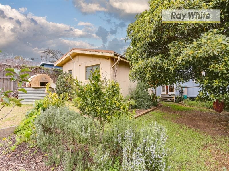 33 Foothills Avenue, Mccrae VIC 3938