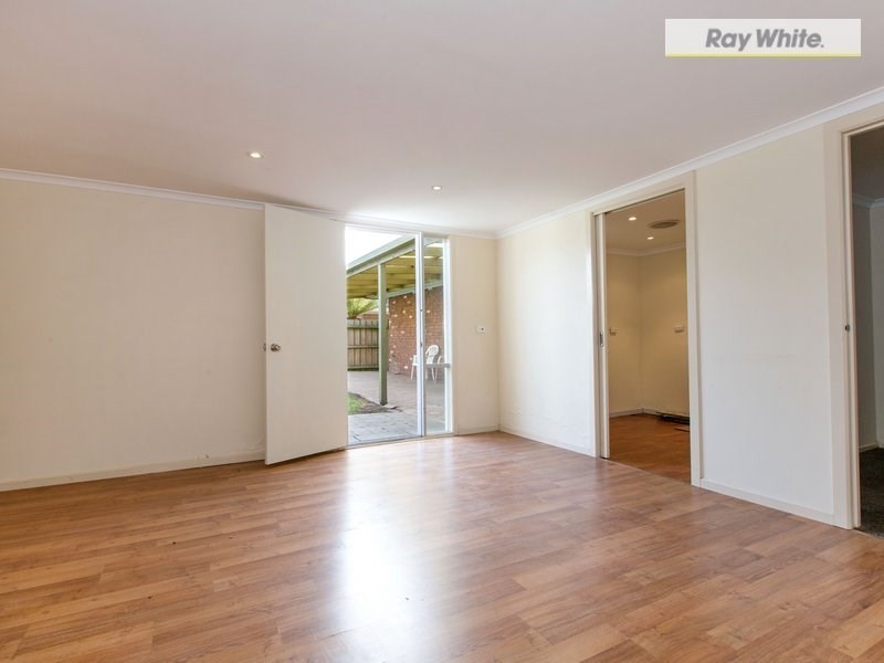24 Carcoola Court, Rosebud VIC 3939