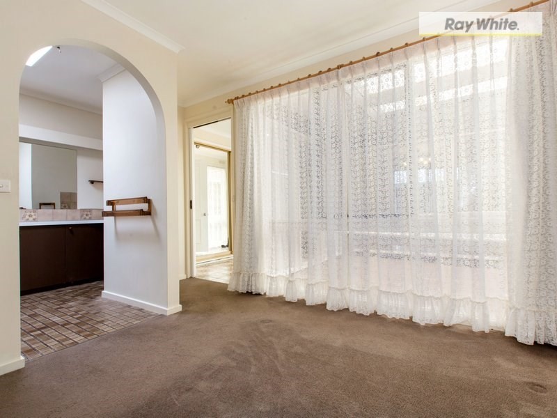 24 Carcoola Court, Rosebud VIC 3939
