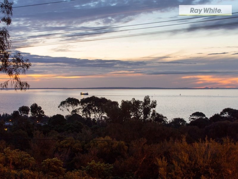 93 Bayview Road, Mccrae VIC 3938