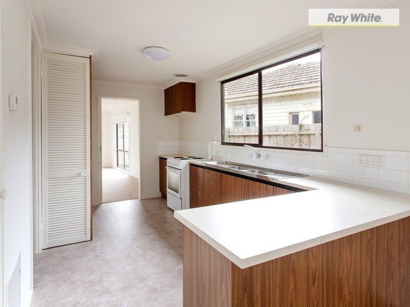 62 Cootamundra Avenue, Rosebud West VIC 3940