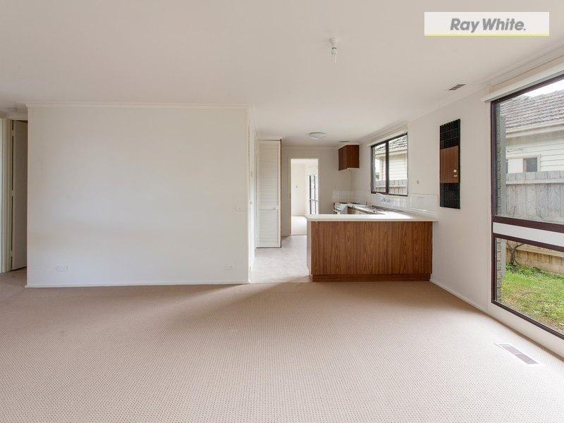 62 Cootamundra Avenue, Rosebud West VIC 3940