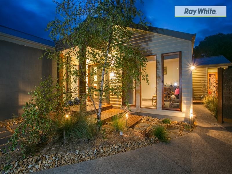 50 Warrain Avenue, Rosebud VIC 3939