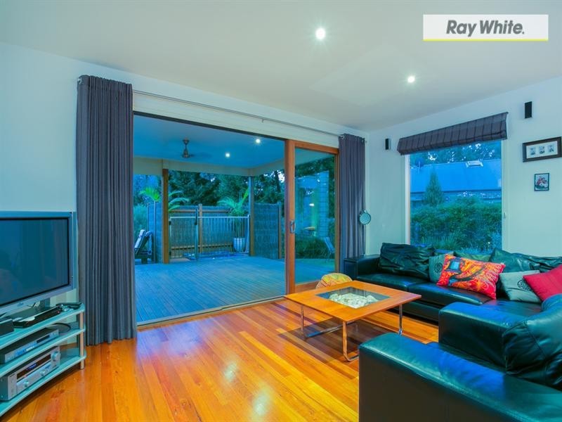 50 Warrain Avenue, Rosebud VIC 3939