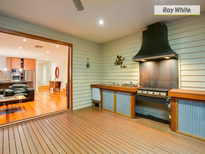 50 Warrain Avenue, Rosebud VIC 3939