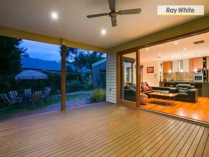 50 Warrain Avenue, Rosebud VIC 3939