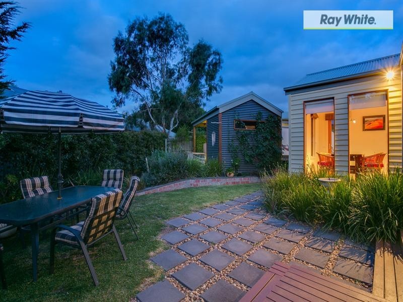 50 Warrain Avenue, Rosebud VIC 3939
