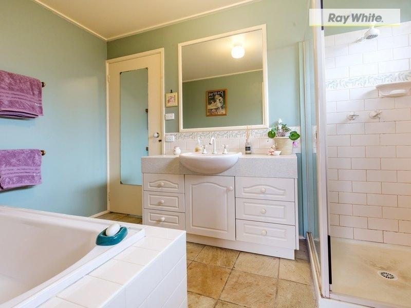 10 Glendale Grove, Mccrae VIC 3938