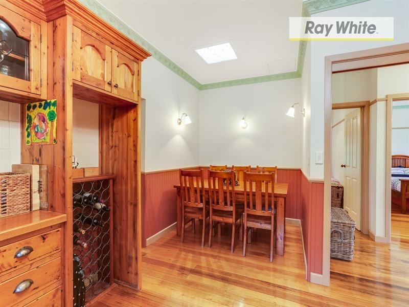 17 Warraburra Avenue, Rosebud VIC 3939