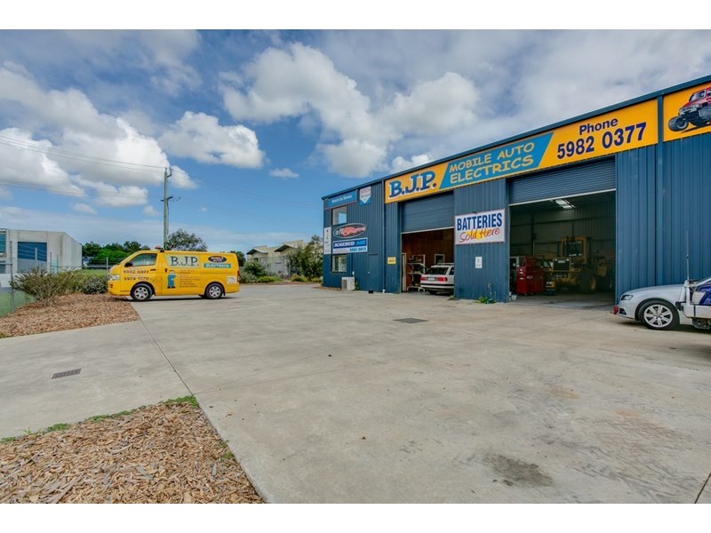 2 Merino Street, Rosebud VIC 3939