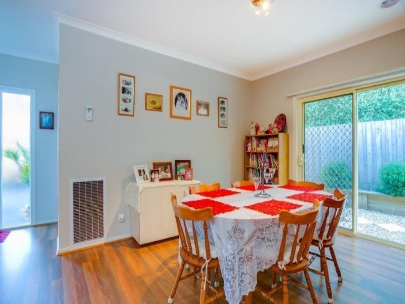 1/8 Dotterel Court, Rosebud West VIC 3940