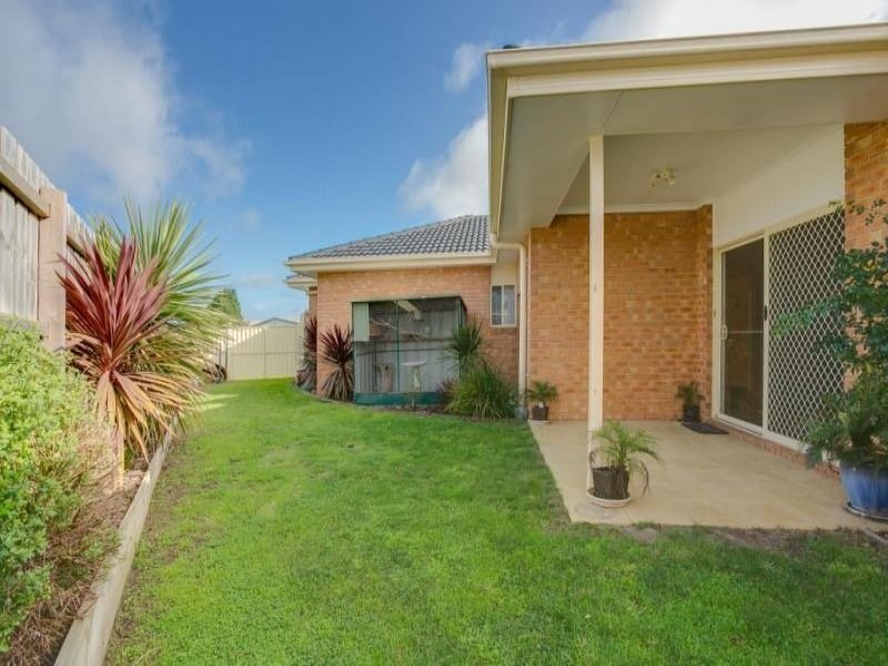 1/8 Dotterel Court, Rosebud West VIC 3940