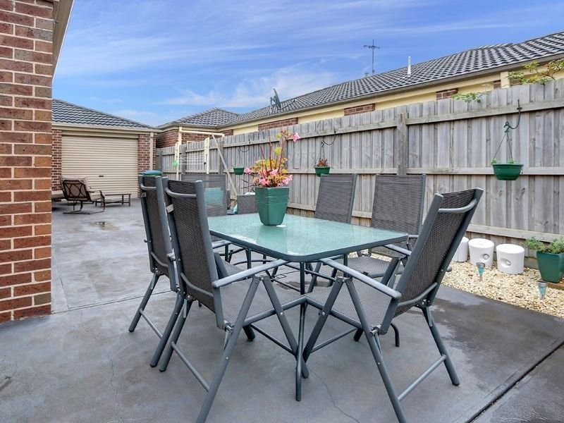 18 Forshaw Court, Rosebud VIC 3939