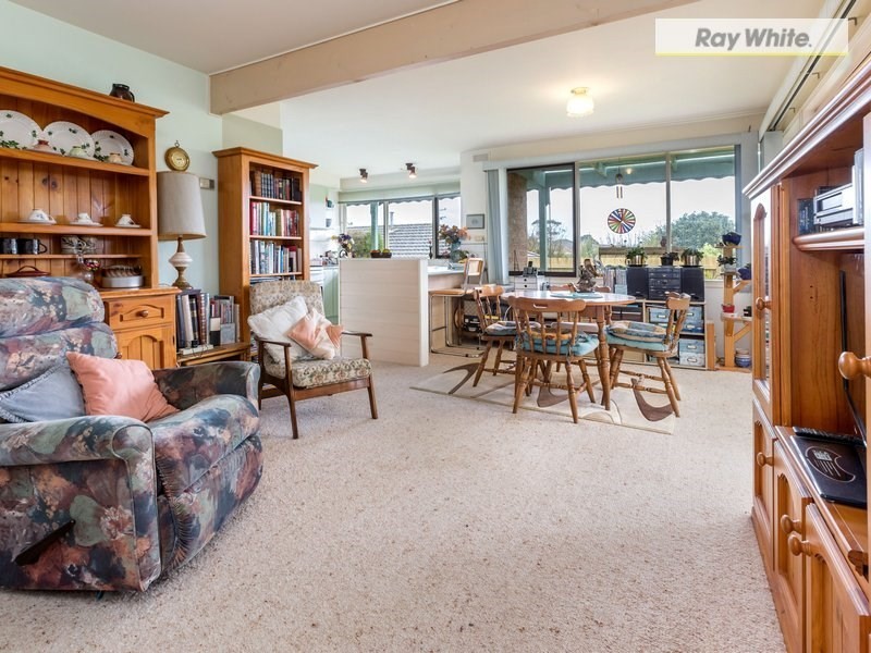 6 Walpole Avenue, Rosebud VIC 3939