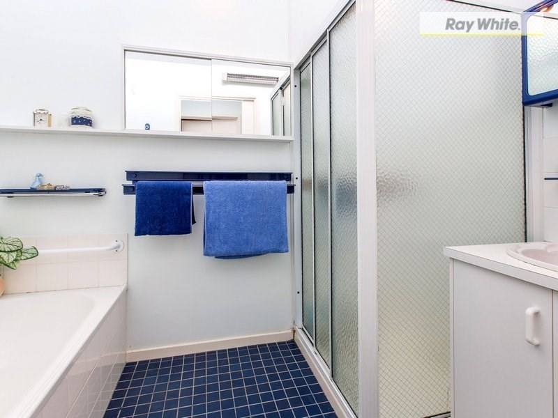 6 Walpole Avenue, Rosebud VIC 3939