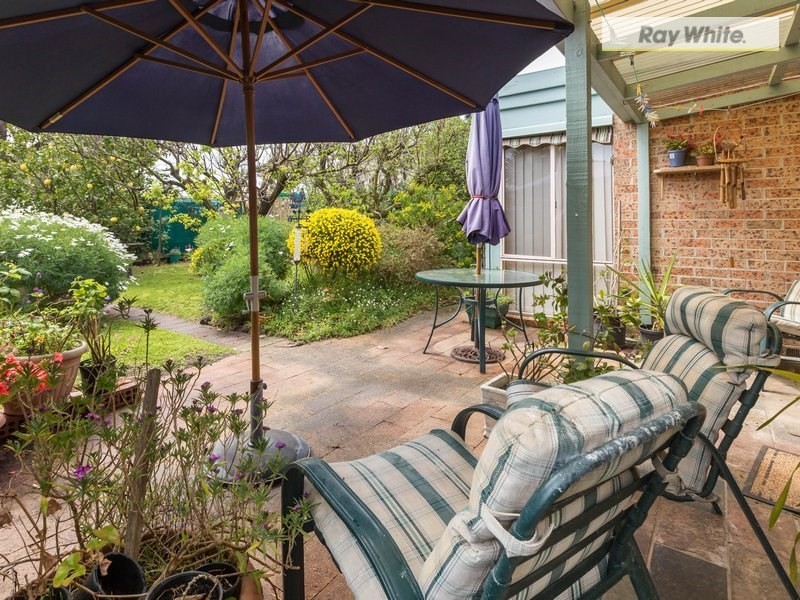 6 Walpole Avenue, Rosebud VIC 3939