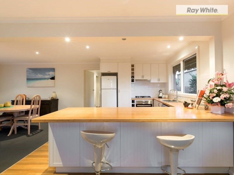 29 Dunsmuir Drive, Rosebud VIC 3939