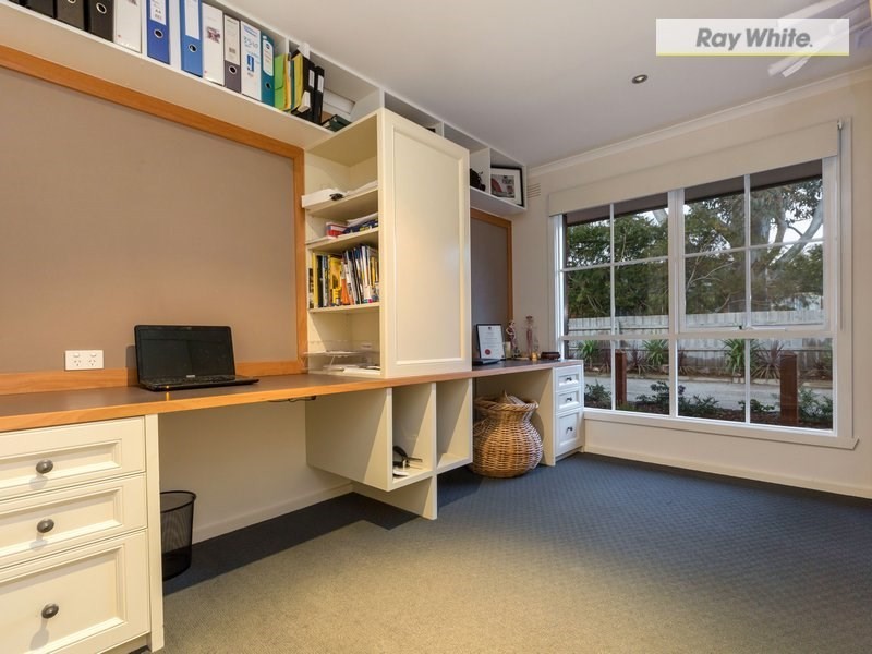 29 Dunsmuir Drive, Rosebud VIC 3939