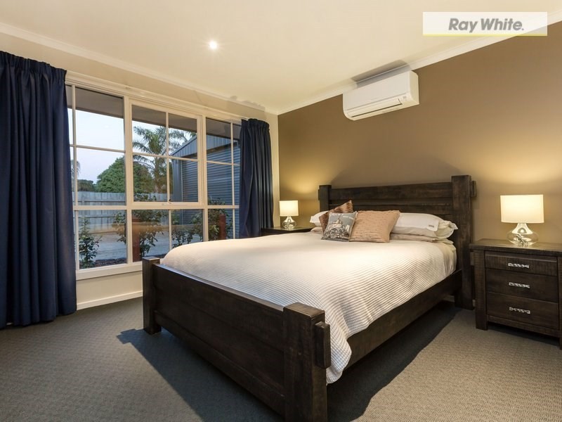 29 Dunsmuir Drive, Rosebud VIC 3939