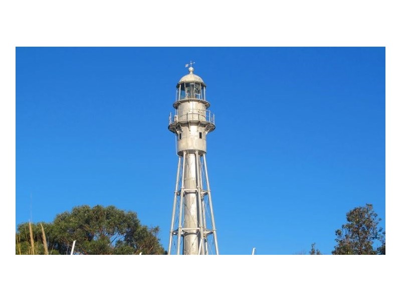 1a and 1b Hilary Avenue, Mccrae VIC 3938