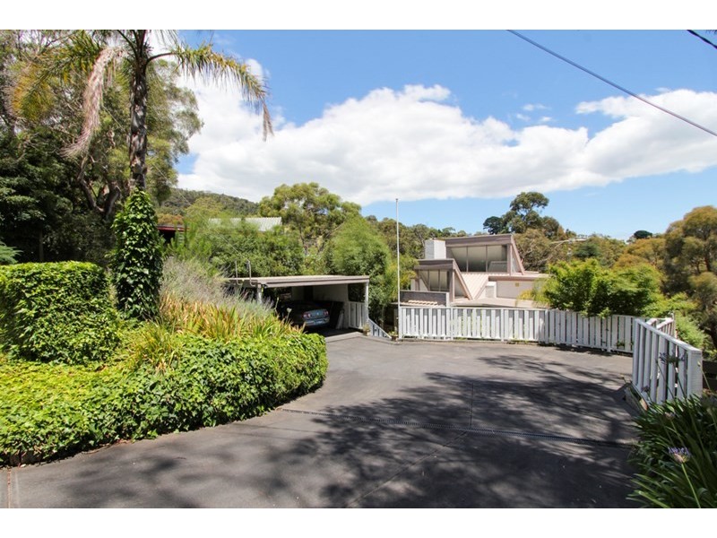 16 Arthurs Avenue, Mccrae VIC 3938