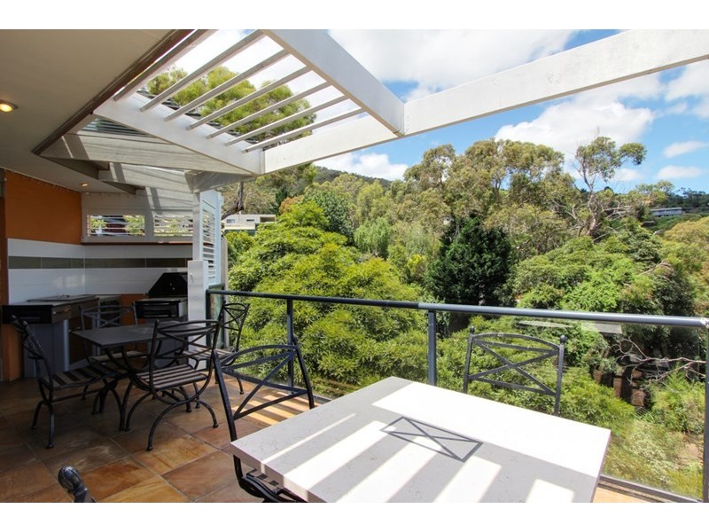 16 Arthurs Avenue, Mccrae VIC 3938