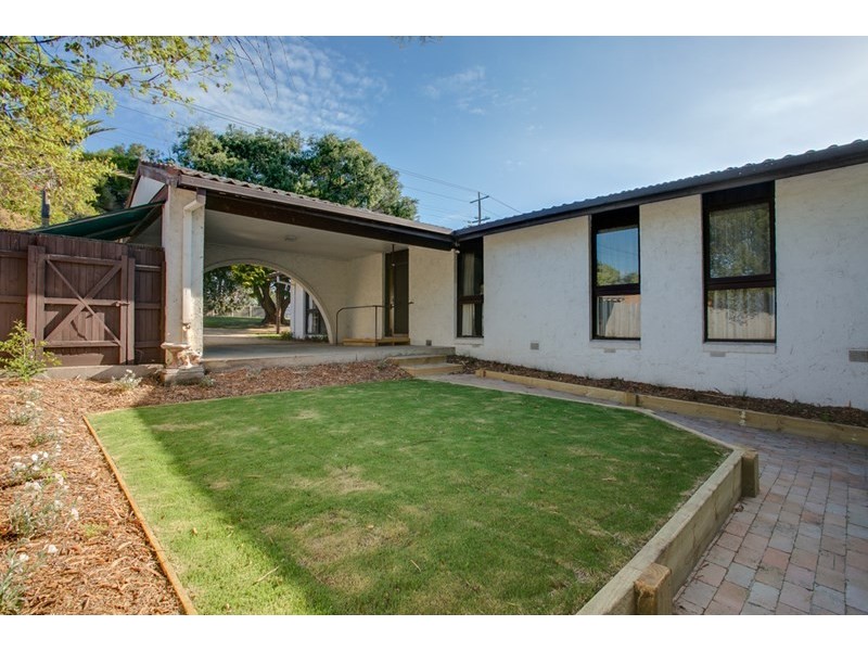 324 Eastbourne Road, Rosebud VIC 3939