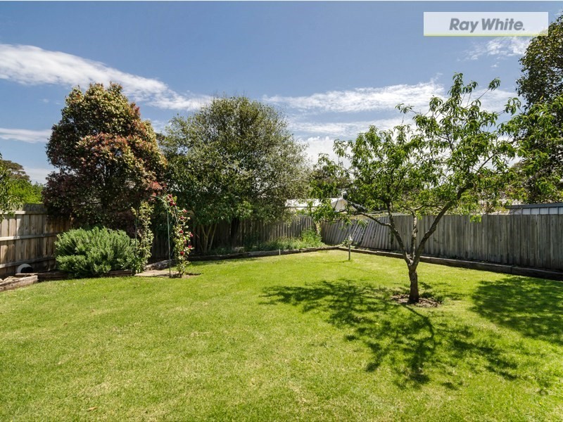 6 Wingara Drive, Rosebud West VIC 3940