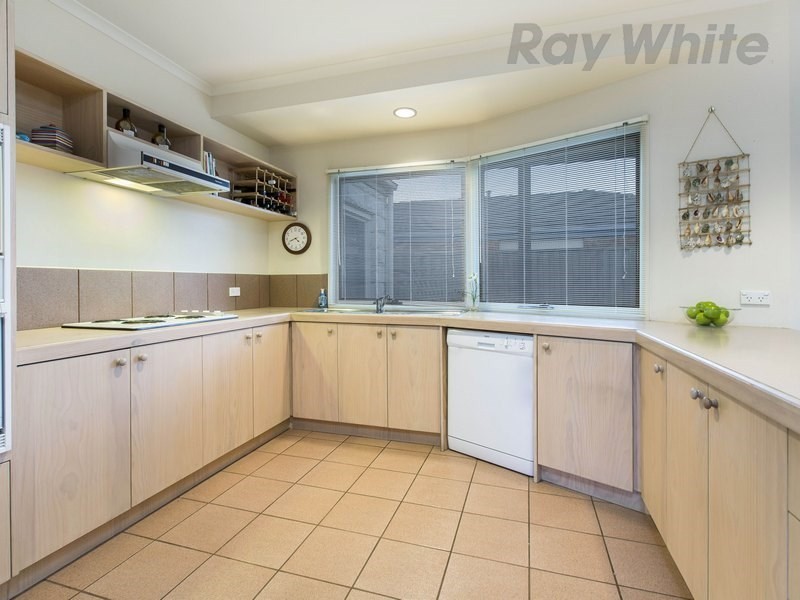 65 Banksia Place, Rosebud VIC 3939