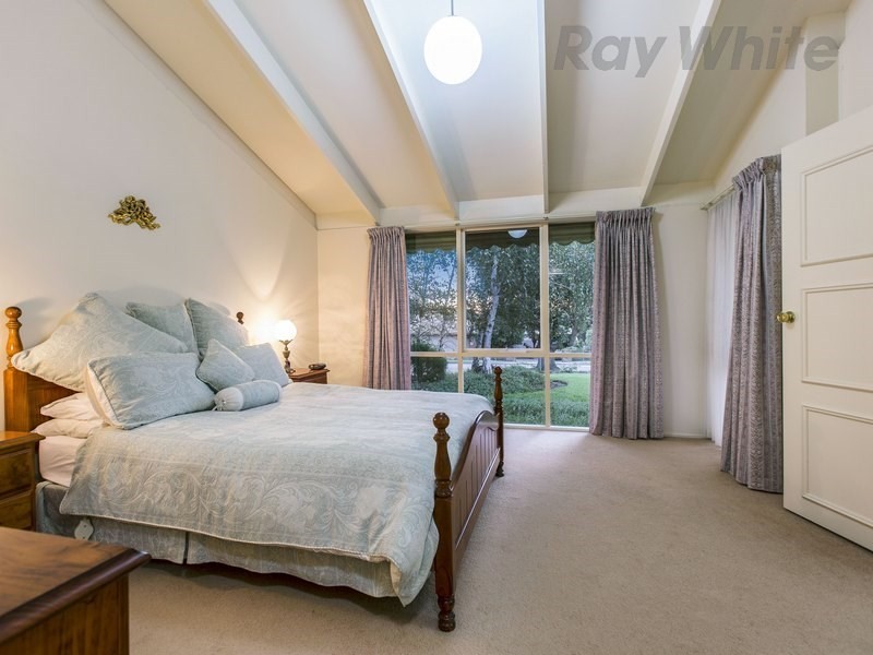 65 Banksia Place, Rosebud VIC 3939