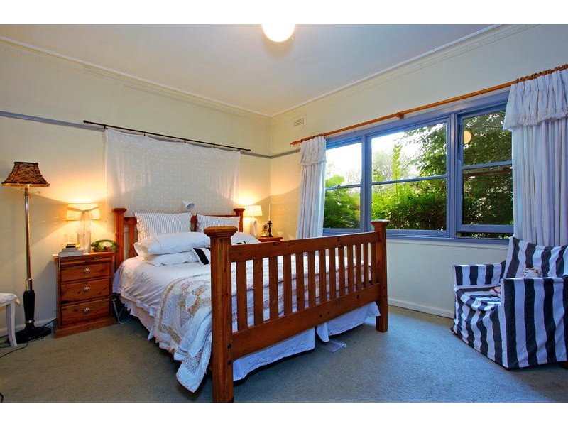 10 Warraburra Avenue, Rosebud VIC 3939