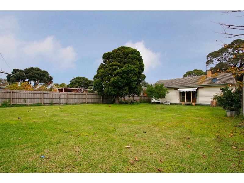 10 Warraburra Avenue, Rosebud VIC 3939