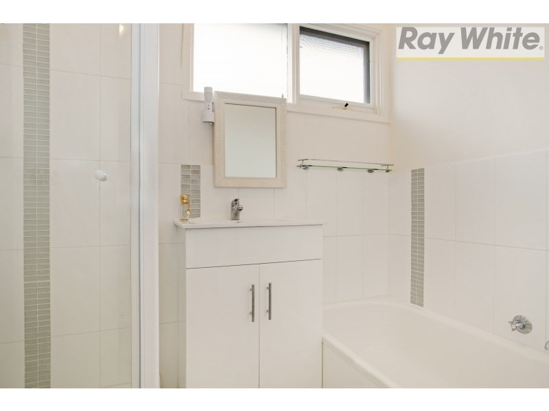 203 Eighth Avenue, Rosebud VIC 3939