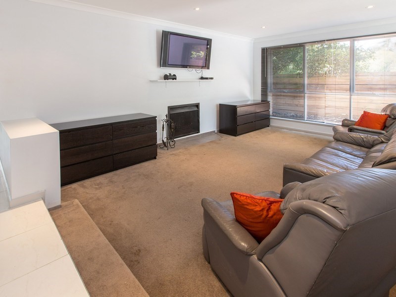 23 Leura Crescent, Rosebud VIC 3939