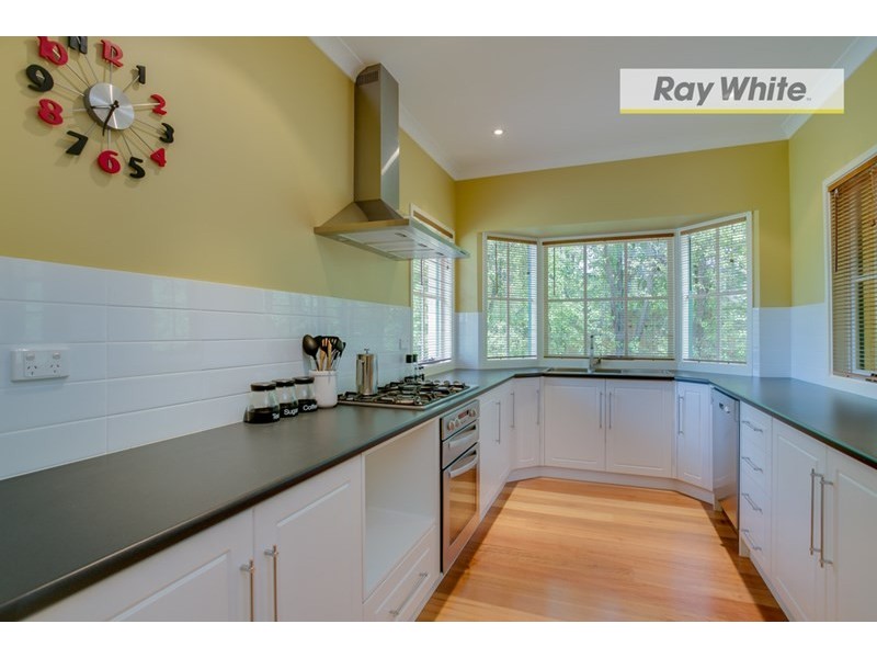 33 Avalon Drive, Rosebud VIC 3939