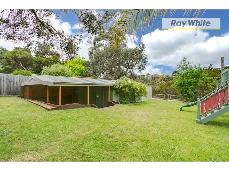 33 Avalon Drive, Rosebud VIC 3939