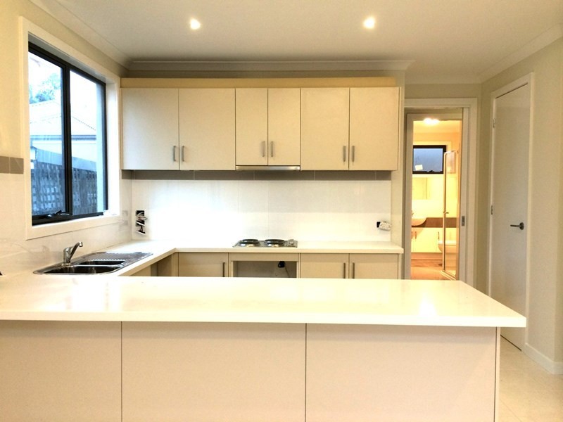 19 Staughton Avenue, Rosebud West VIC 3940