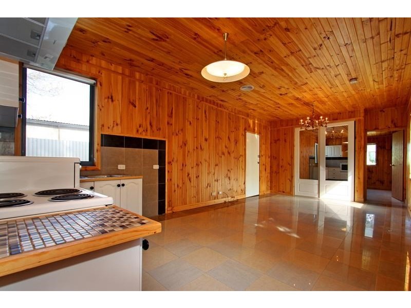 4 Gipps Street, Rosebud VIC 3939